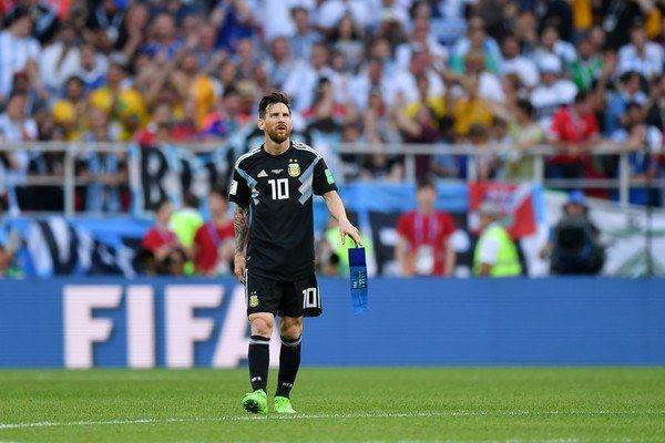 Argentina triumfă, Austria și Algeria la limită