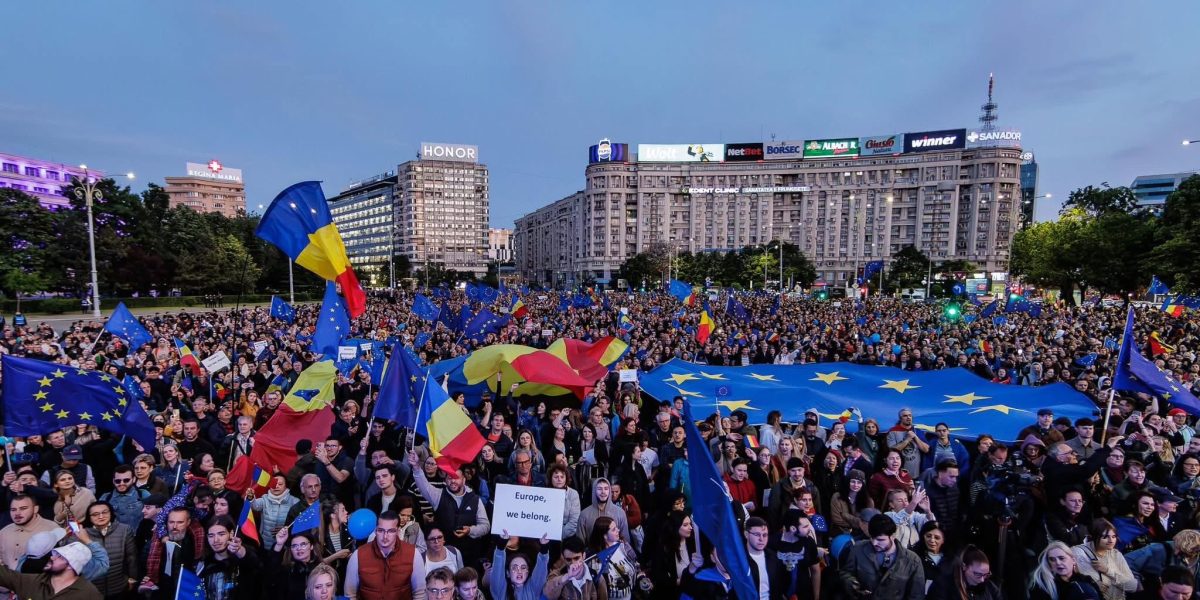București: Oamenii Reacționează, Democrația Sub Asediu