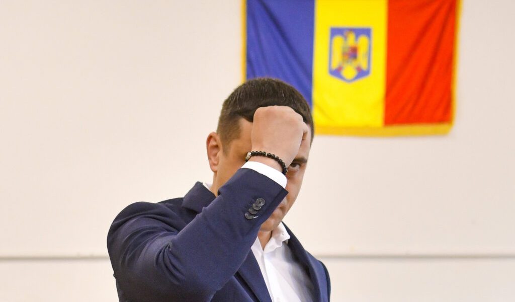 Nicușor Dan nu votează Guvernul, așteaptă clarificări pentru normalitate