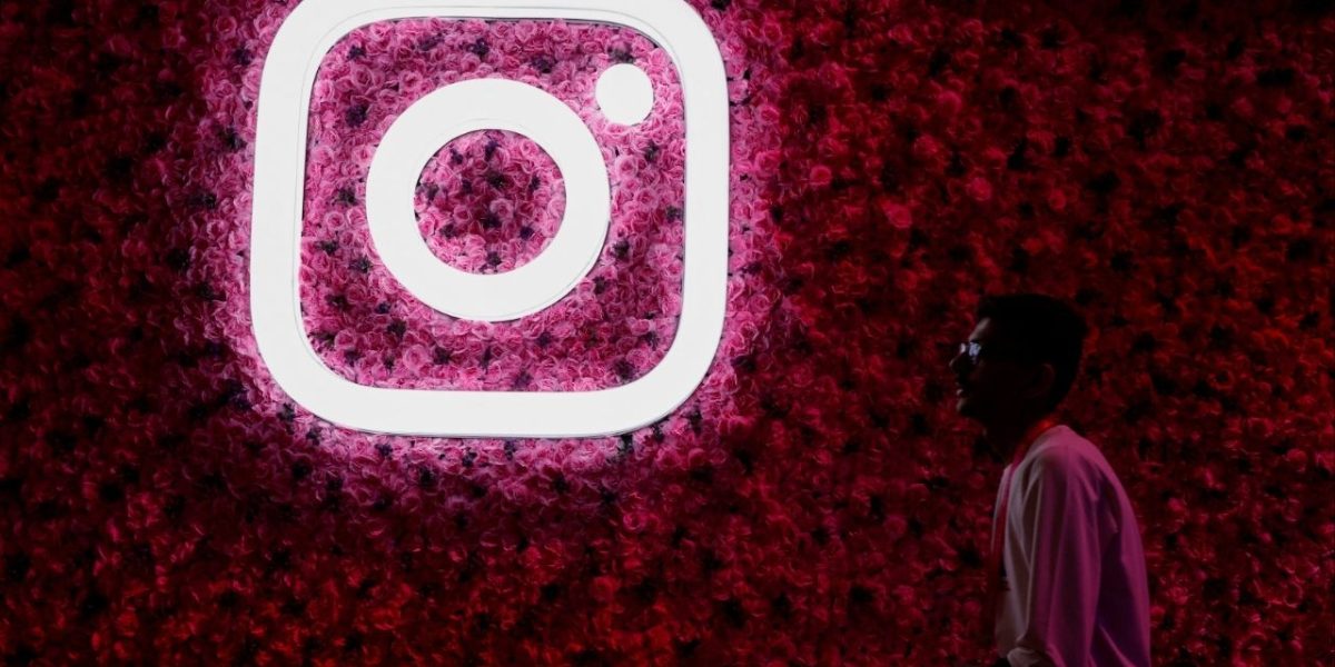 Instagram picat pentru mii de utilizatori. Ce arată Downdetector
