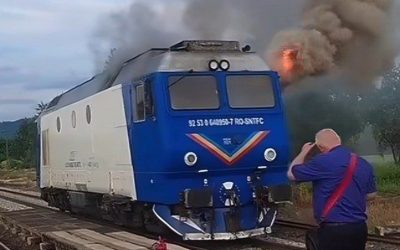 Incendiu la trenul București-Varna: 6 ore pentru 115 km