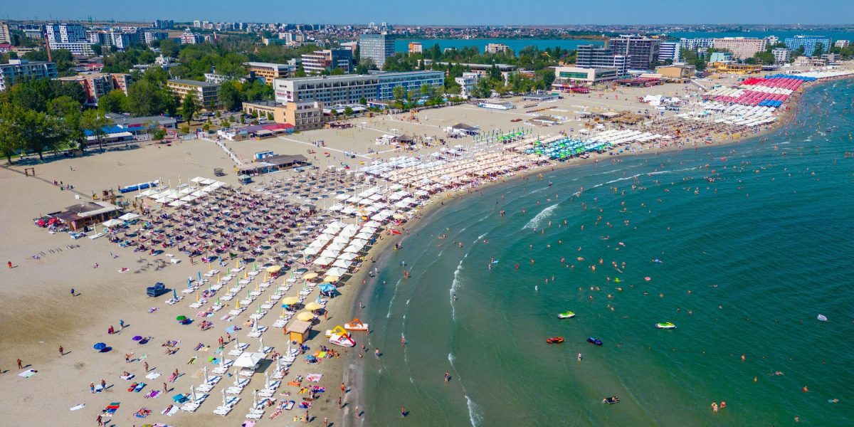 Primul episod de căldură extremă lovește România. Cum va fi vremea pe litoral: date de ultimă oră de la șefa ANM