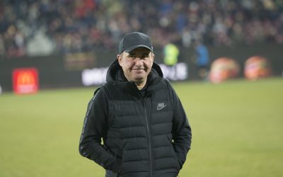 Hagi, sold-out la București: Steaua, plină la duelul cu Țara Galilor