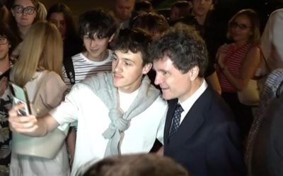 Președintele, replică la scandările „Nicușor, trădător”
