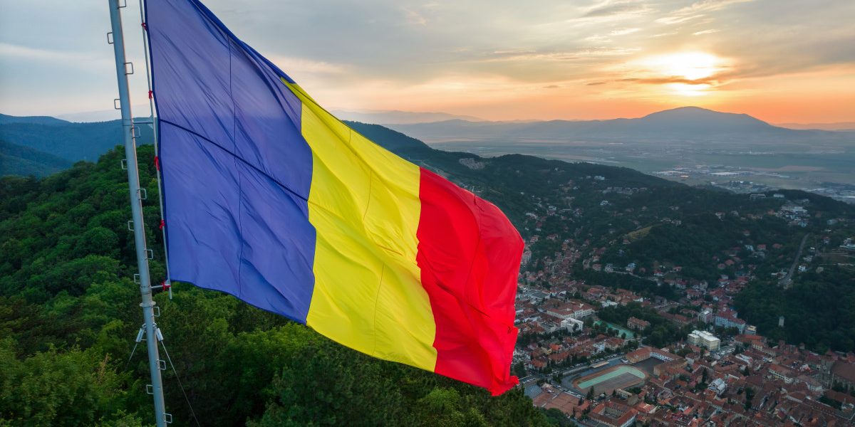 Ziua Drapelului: Tricolorul, sărbătorit pe 26 iunie. Evenimente București și țară