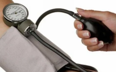 Medicii: Hipertensiunea, obligatoriu după 40 bărbați, după menopauză femei