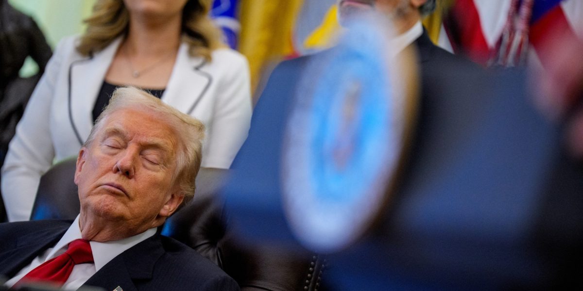 Trump, profit uriaș din cripto. Investitori, faliment