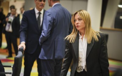 Meloni: Interdicția rețelelor pentru copii, ușor de eludat