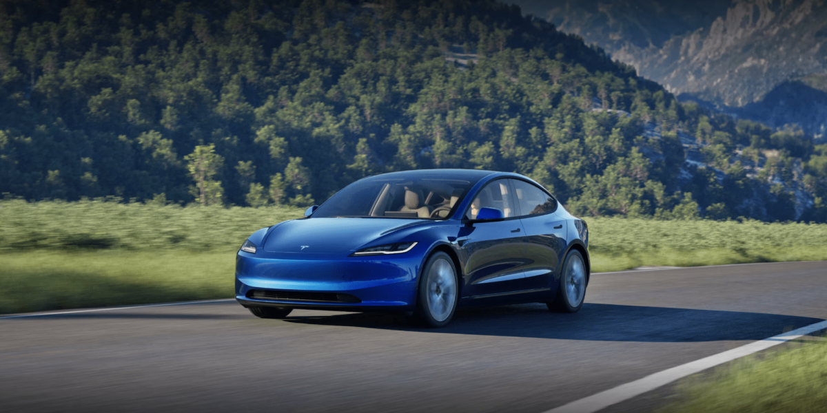 Tesla, BYD dau foc pieței auto: +74% creștere
