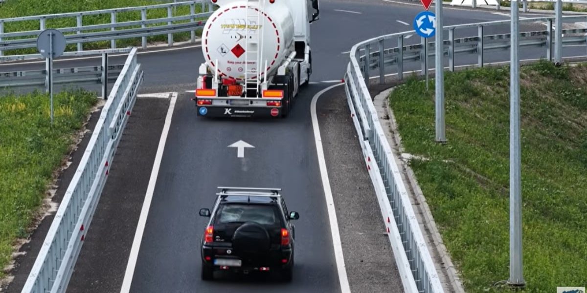 Autostrada A7 pentru Ucraina: Verificare ONG la graniță