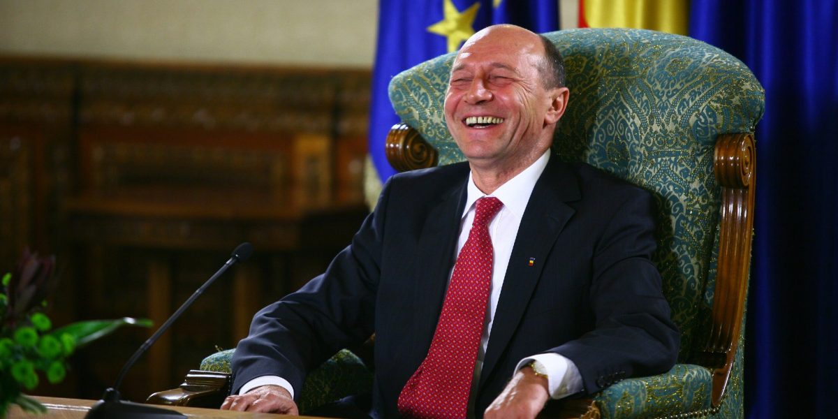 Constituția, călcată în picioare: Președinte, partide, Guvern și legăturile lui Bolojan cu PSD