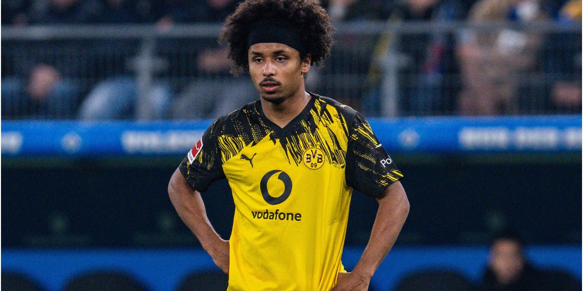 Barcelona submit bid to sign Karim Adeyemi from Borussia Dortmund