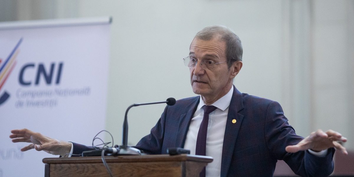 Pop Criticat Violent de o Organizație Anti-Antisemitism