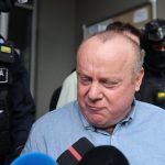 PAȘCA DECIDE ASTĂZI: CONTROL JUDICIAR SAU AREST LA București