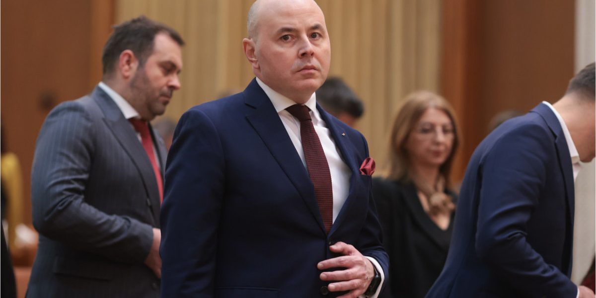 PNL către Nicușor Dan: Nu ne cereți să salvăm PSD