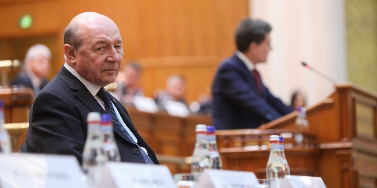 Băsescu, atac la Nicușor Dan: „În ce Constituție scrie asta”