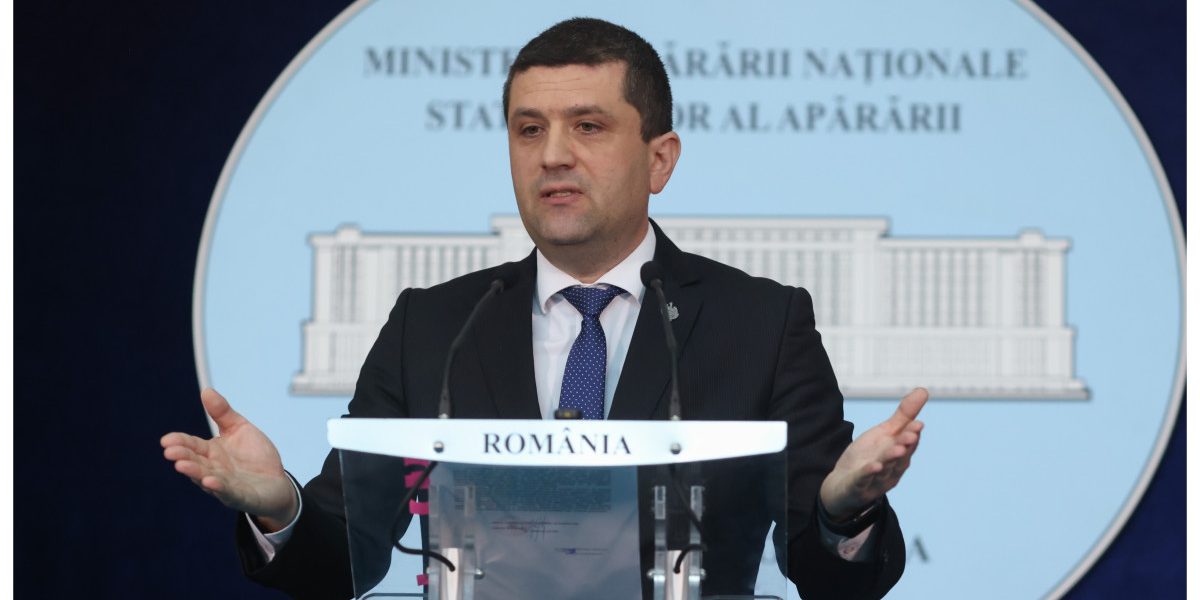 Miruță: Blocuri ile