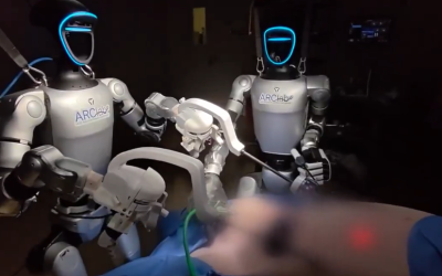 Roboți operează în premieră pe om. O premieră medicală mondială