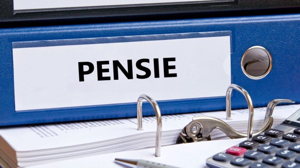 Concediu medical întârzie pensia anticipată? Detalii neștiute
