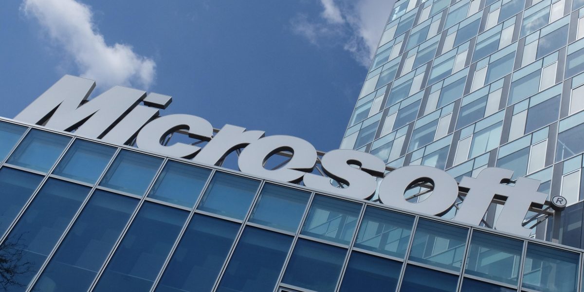 Microsoft concediază 4.800 de oameni, resetează strategia Xbox