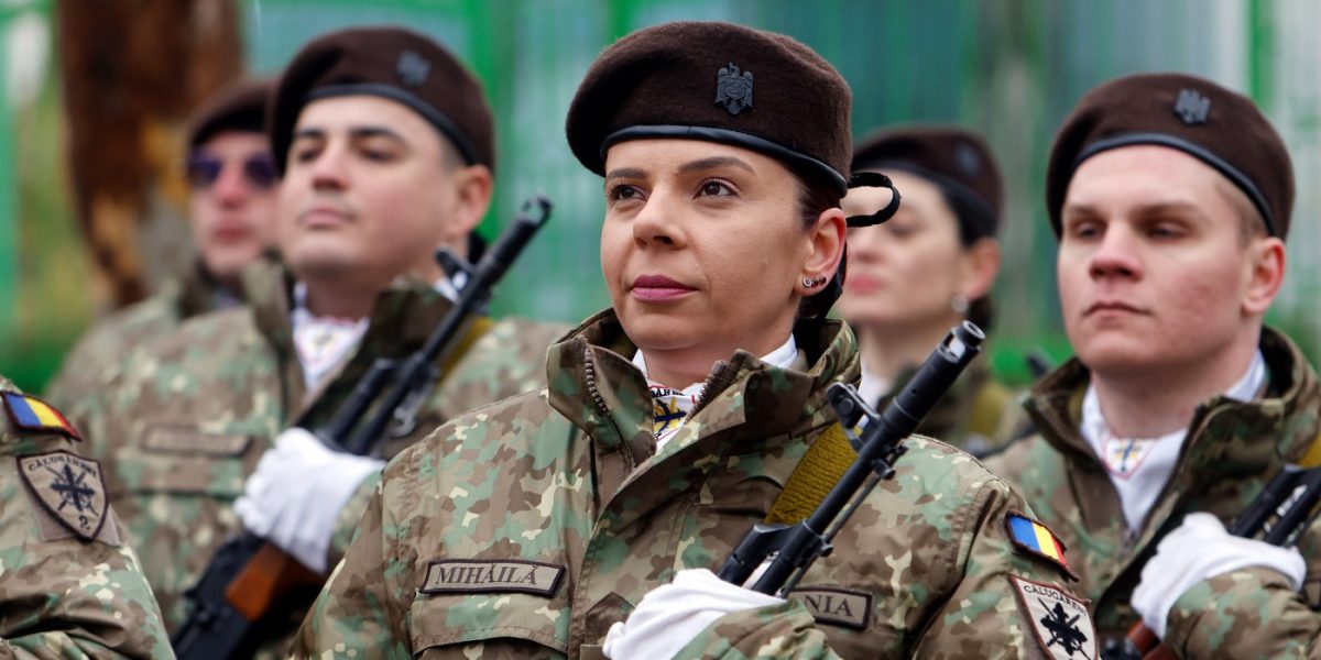 MApN: Viitor incert pentru armele de asalt românești