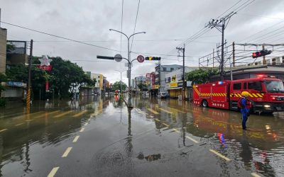TAIWANUL, LADUCĂ CU TAIFUNUL BAVI: Evacuări masive înainte de impact