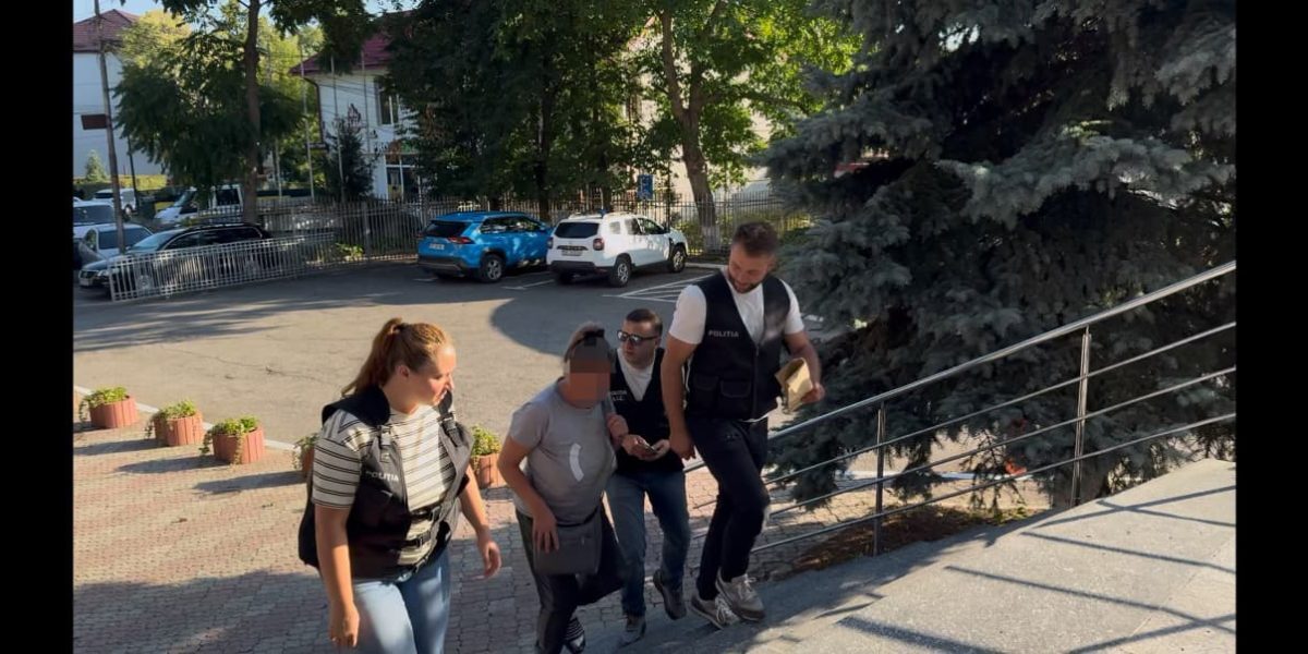 Botoșani: Femeie suspectată de uciderea partenerului și îngroparea lui în curte