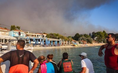 Incendiu în Halkidiki: Sute de români vizați, mesaj de la consulat