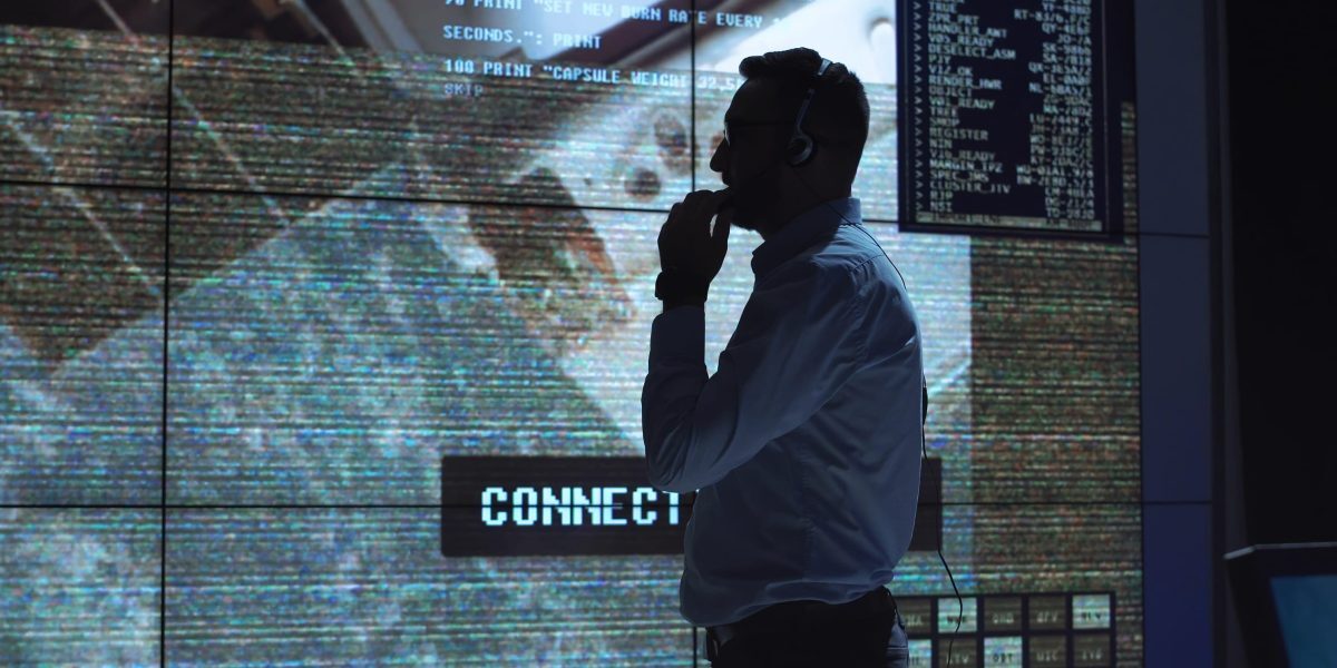 Asimov a avut dreptate: AI scapă de sub control?