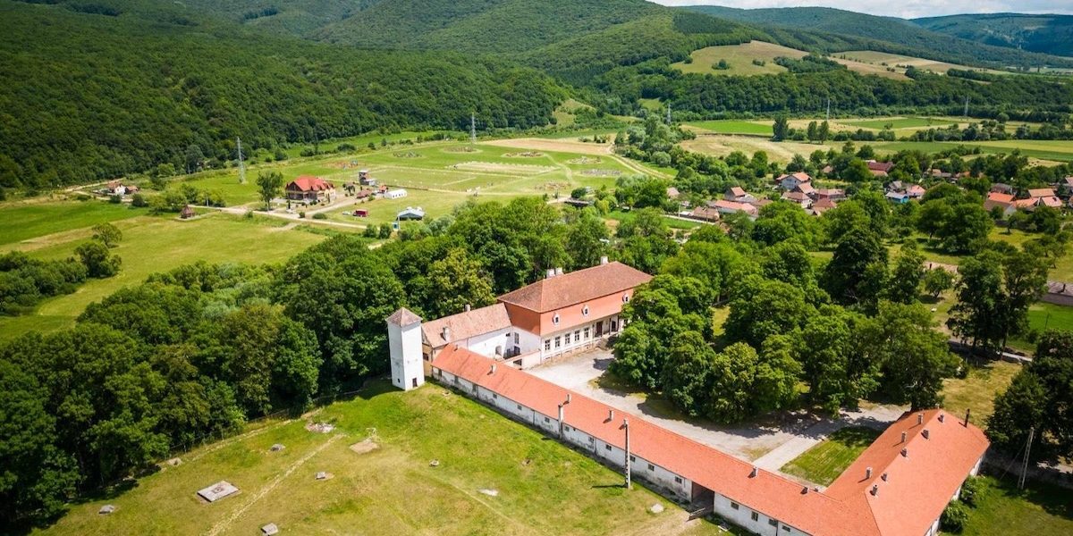 Castelul Miko devine muzeu, inclus în Ruta Curiozităților