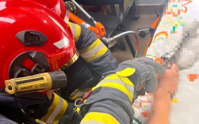 Jaf armat în centrul Capitalei: Atacator înarmat, poliție în alertă