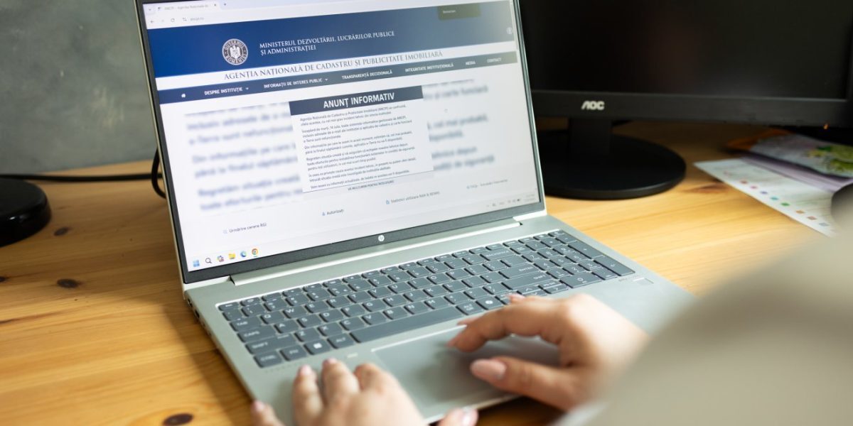 Blocaj în acte: Avocați și clienți, afectați de căderea sistemului