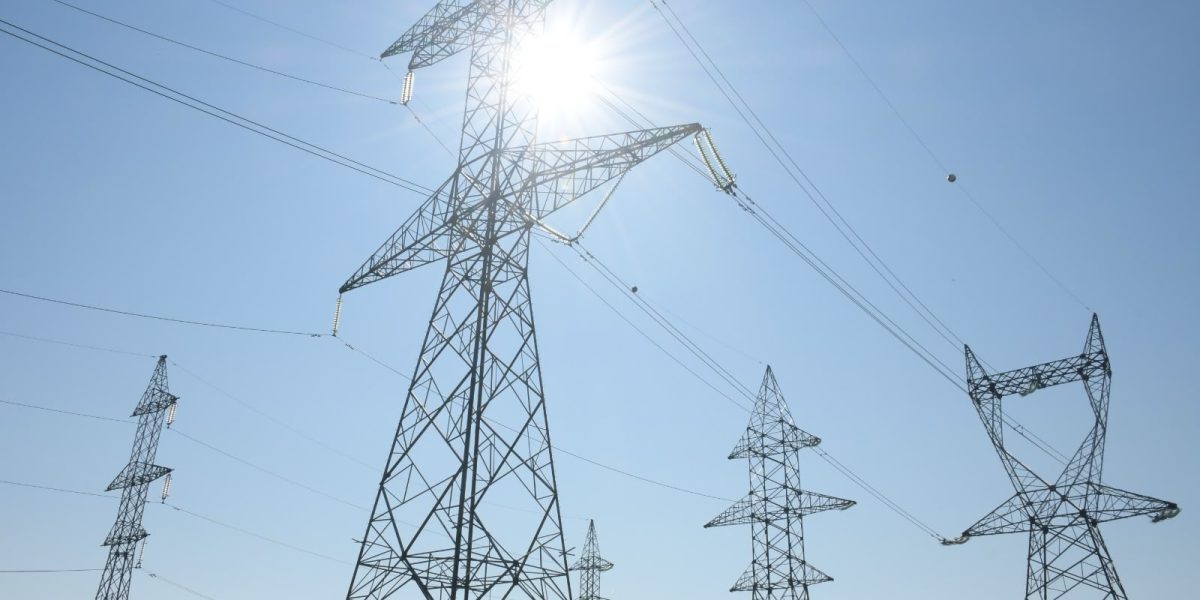 Energie electrică gratis mâine în România: Paradox sau criză nouă