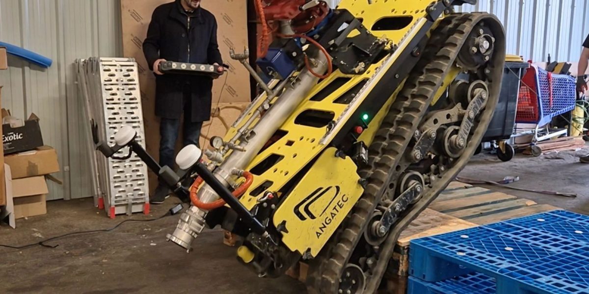 București: Robot militar pentru drone, foc și câmp