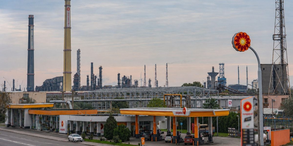 Rompetrol ieftinește motorina: A doua reducere în aceeași zi