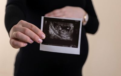 Femei operate de CAR-T: Sarcini posibile și sigure după terapie