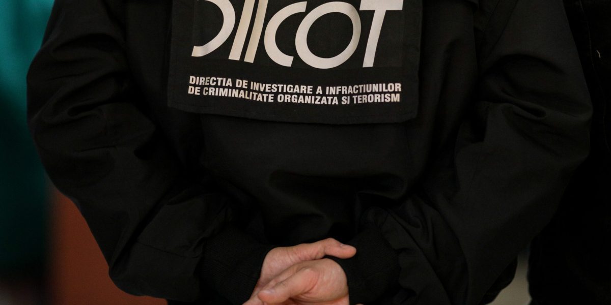 DIICOT sparge rețea de traficanți. Tone de droguri, valoare uriașă, din Albania