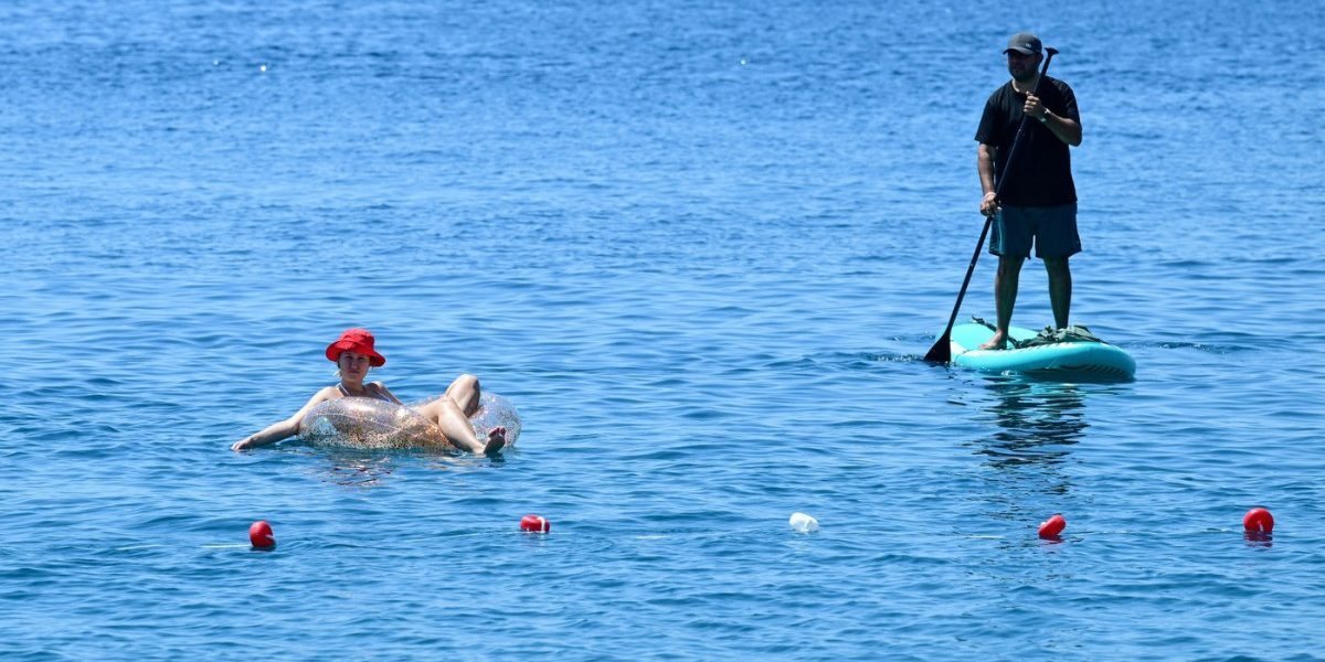 Marea Mediterană doboară record după record, cu temperaturi fără precedent. Ce arată măsurătorile din luna august