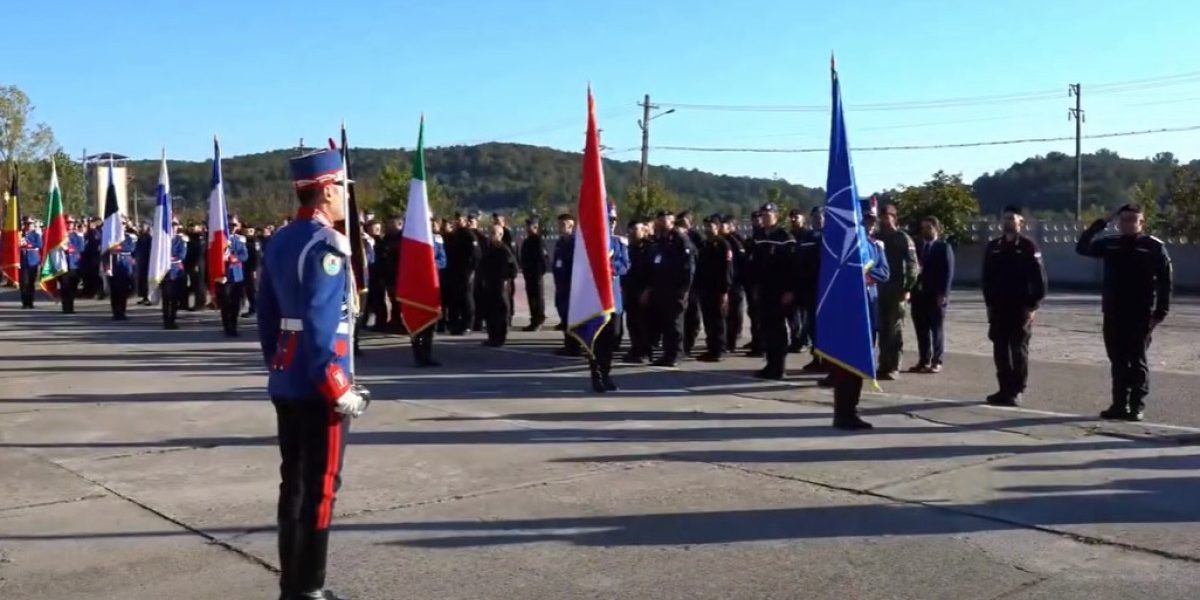 Exercițiu militar masiv: Drone, elicoptere în patru județe
