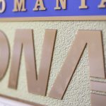 Șef Apele Române, prins cu 10.000 lei mită pentru nereguli