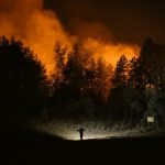 Fumul toxic crește: Canicula și incendiile, pericol major pentru aer