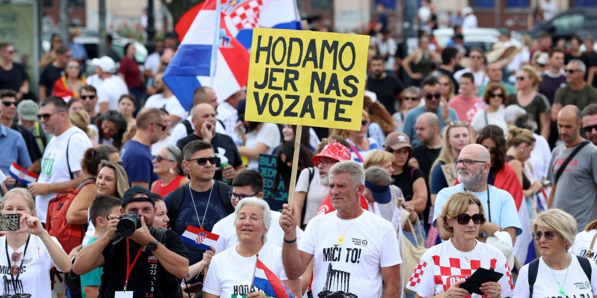 Croația: Proteste masive anti-deșeuri toxice. Cer curățare și stopare import