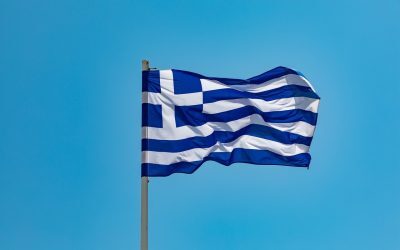 Grecia dă salarii mai mari și pensii, vrea impozite mai mici