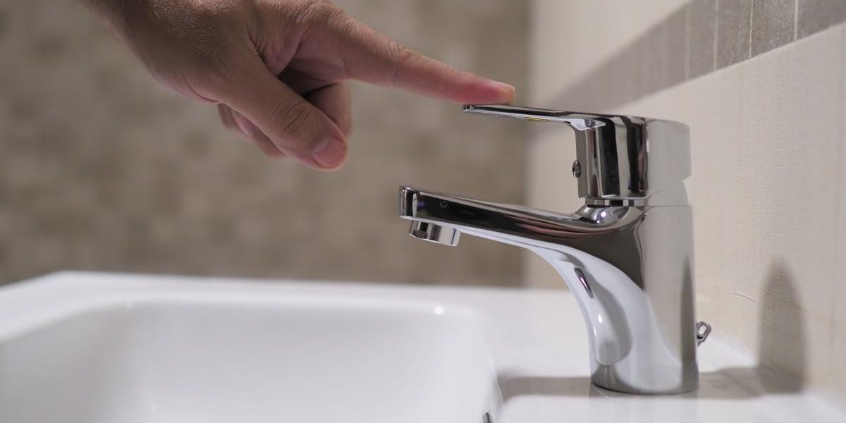 Slobozia: Alerta, prelungită. Apa, oprită din cauza lipsei autorizației