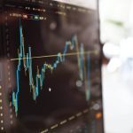 S&P: România, rating la „BBB-/A-3” cu perspectivă negativă