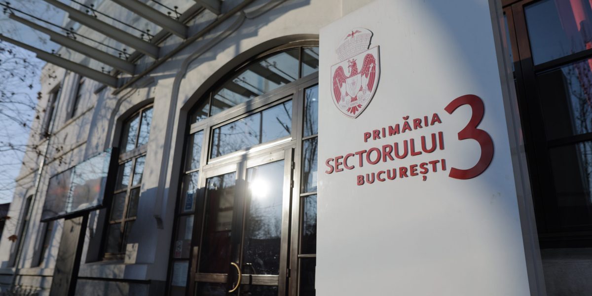 Experți gratis, primăria cheltuie sute de mii pe un eveniment