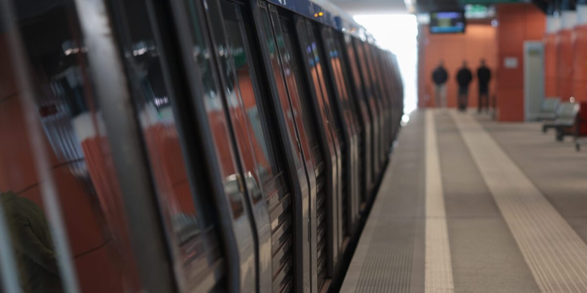 Ministerul Transporturilor blochează 1,1 miliarde de lei pentru Metrorex