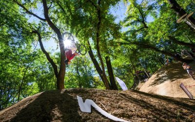 Bucureștiul are Dirt Park: Cicliștii freestyle câștigă teren în România