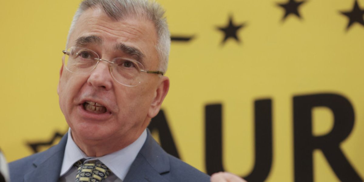 Peiu: Guvernul Niculescu, prezidențial! Nicușor Dan, comportament greu acceptabil