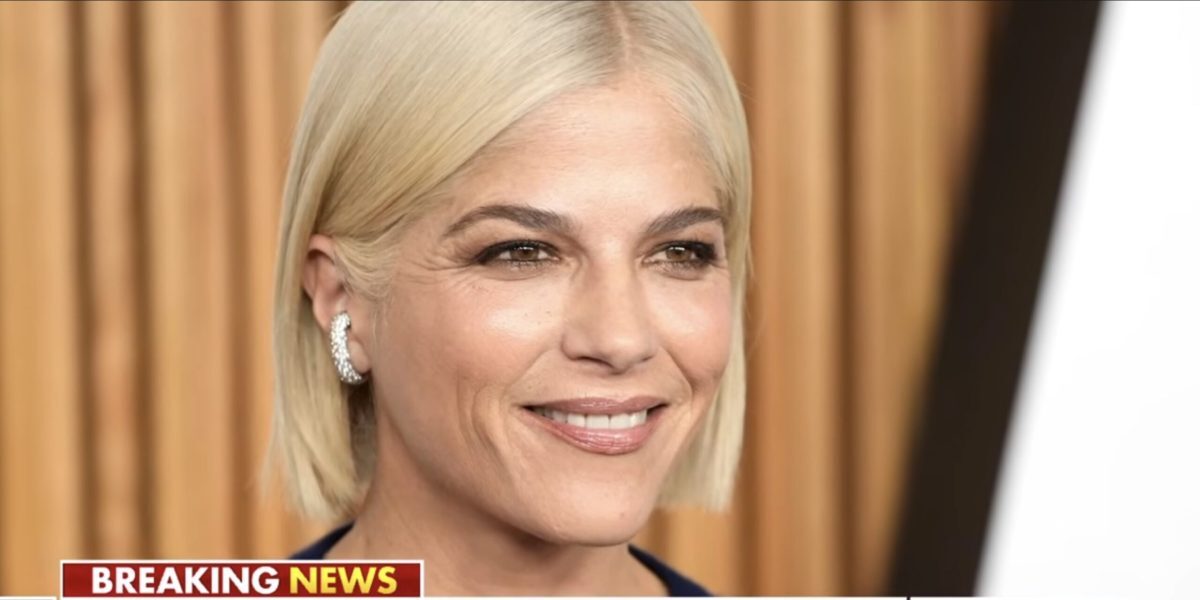 Selma Blair, scandal pe avion. FBI anchetează